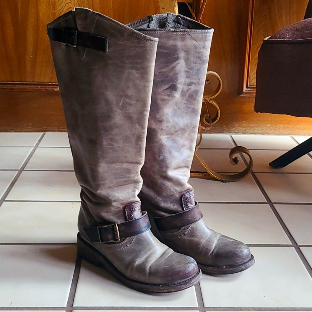Freebird by Steven Contra Boot  in Stone Size 7